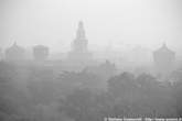 20031004_038_03 Castello Sforzesco nella nebbia.jpg